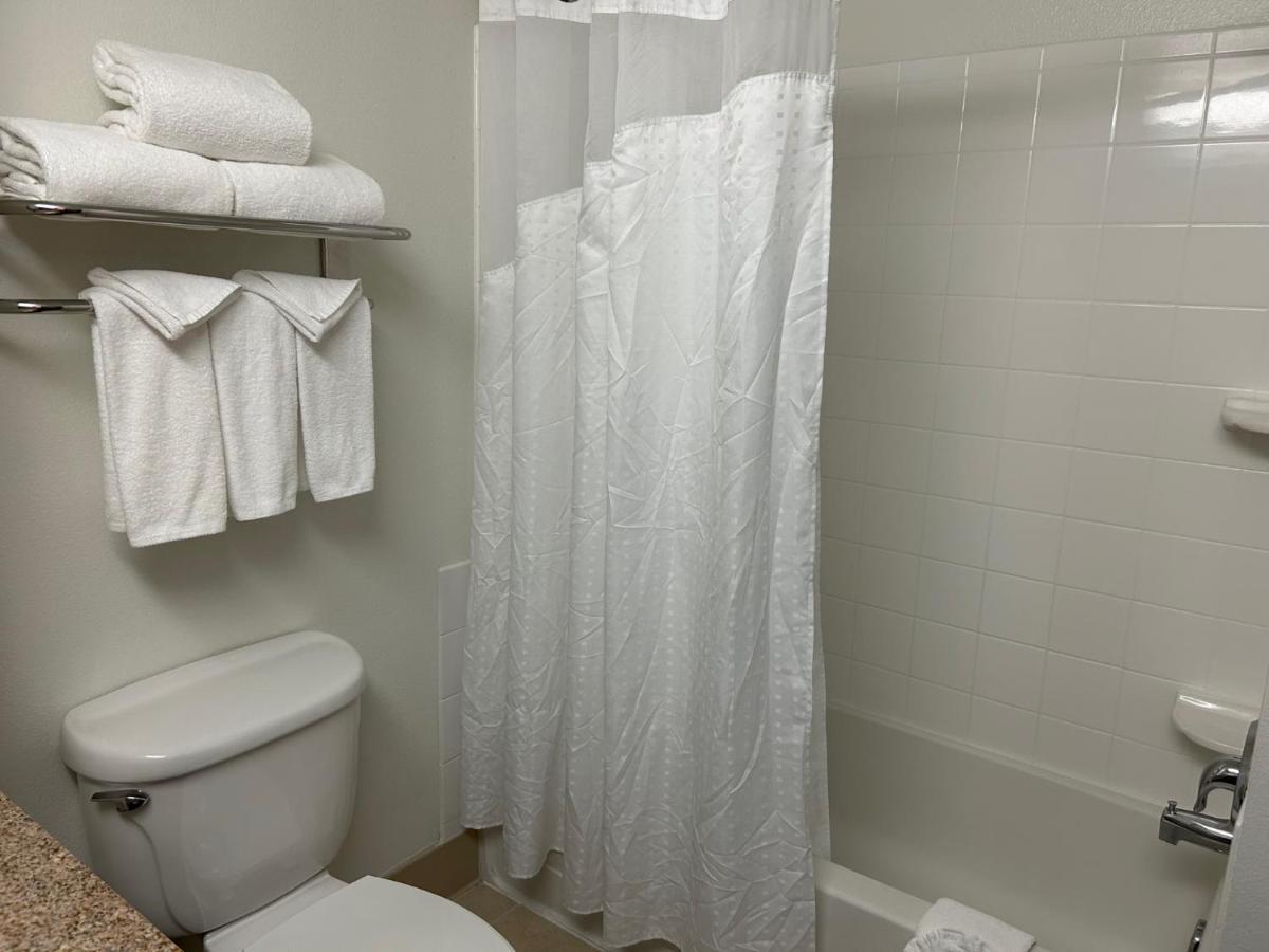 Holiday Inn & Suites - Barstow By Ihg Exteriör bild