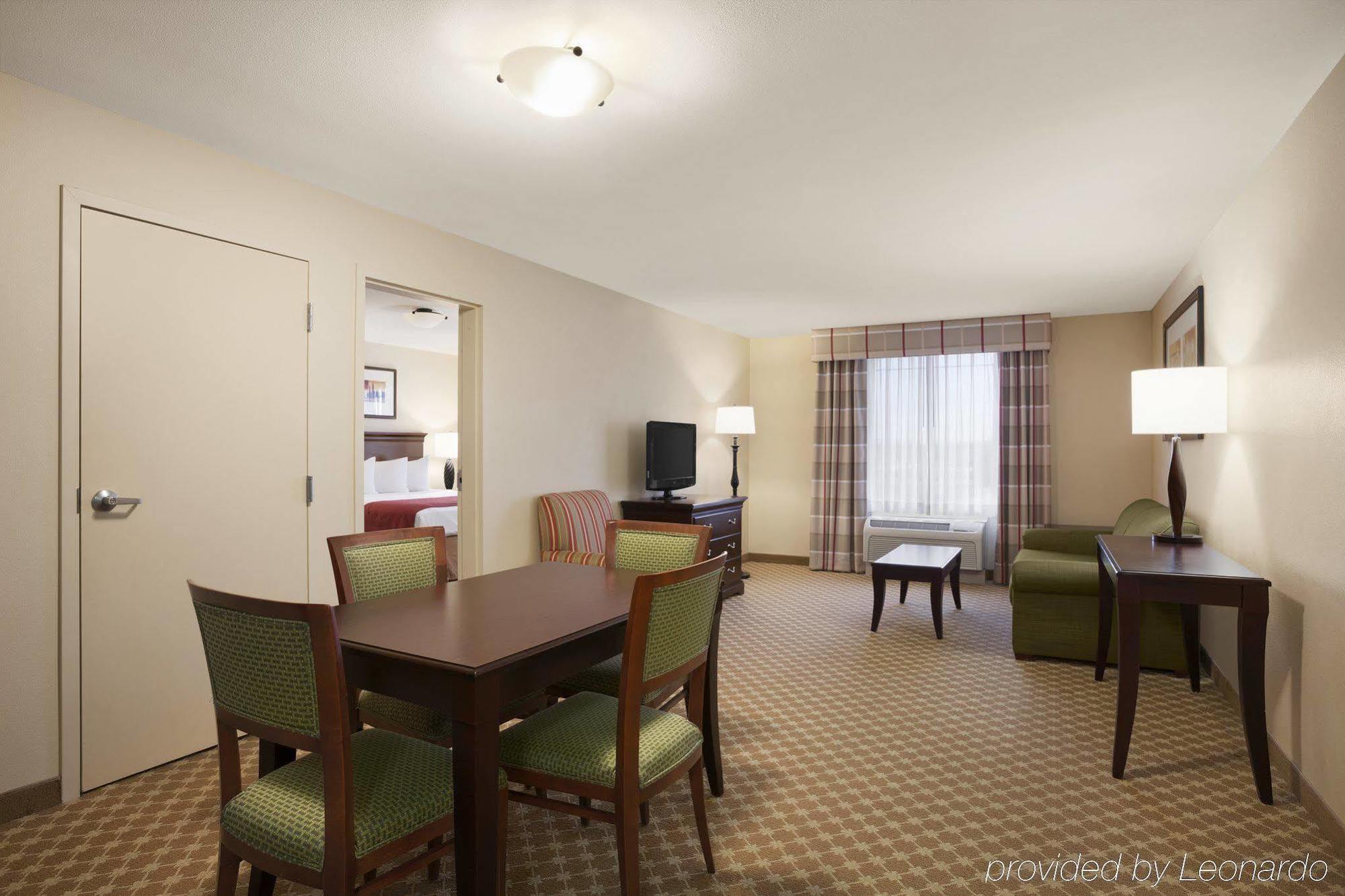 Holiday Inn & Suites - Barstow By Ihg Exteriör bild